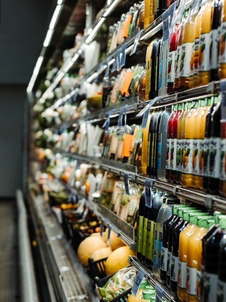 A supermarket display frdige - keynetics access solutions for the sector